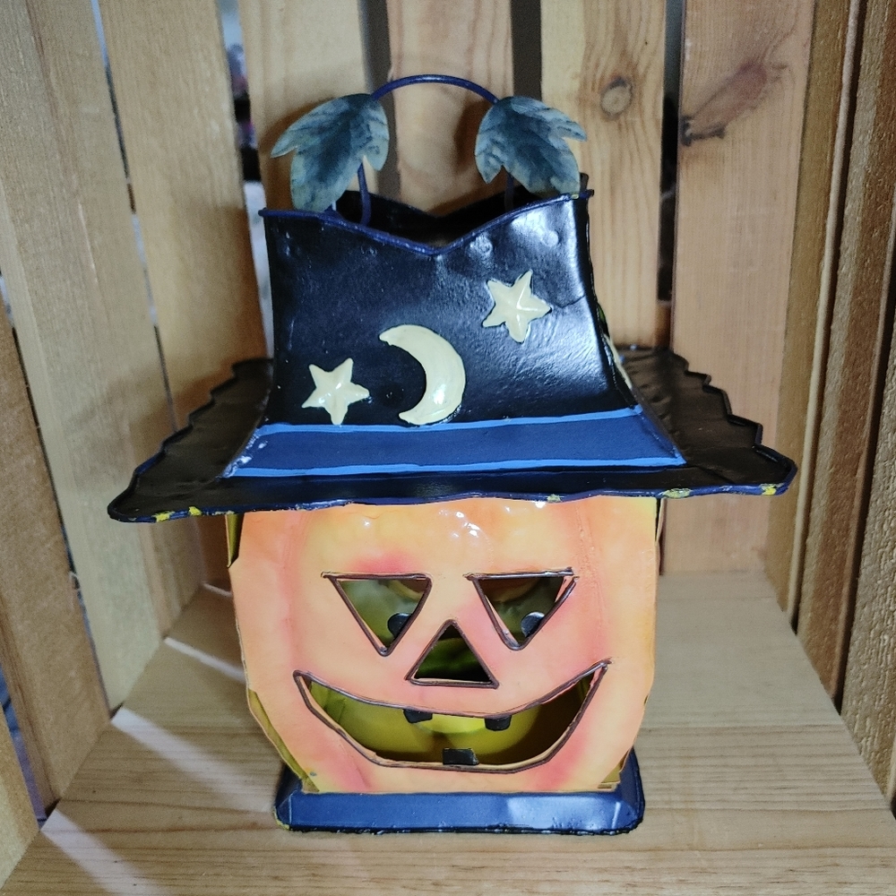 Metal Hanging Jack-o'-Lantern LED Tea Light Holder